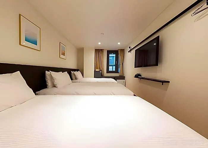 Hotel First Myeongdong Seul